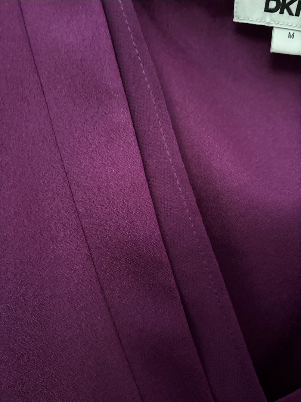 DKNY Plum V-Neck Short Sleeve Blouse - Picture 4 of 4